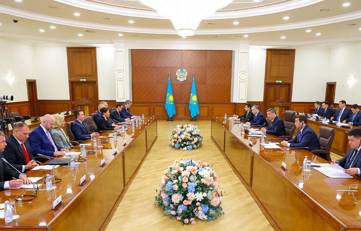 Олжас Бектенов ауыл шаруашылығы техникасын өндіруші әлемдік компаниялармен кездесу өткізді: Қазақстанда өндірісті локализациялау бойынша жаңа келісімдерге қол қойылды