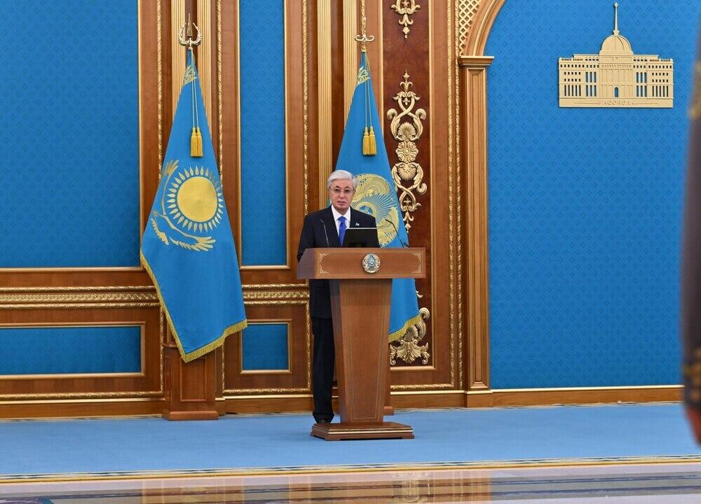 Казахстан должен быть готов к отражению любых угроз - Токаев заявил о необходимости реформы Вооруженных сил 


