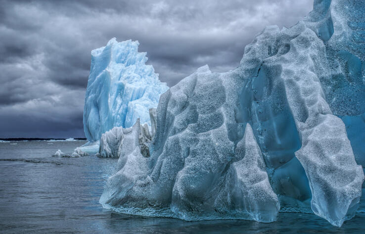 Scientists have reported a possible acceleration of melting of Antarctic ice shelves