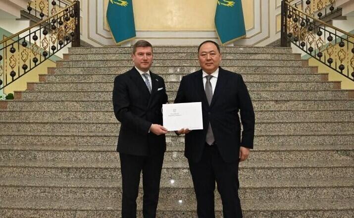 Молдованың елшісі ҚР СІМ-де сенім грамоталарының көшірмелерін табыс етті