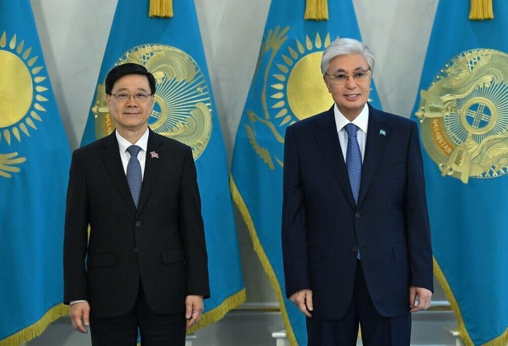 Tokayev, Hong Kong Chief Executive Discuss Investment, AI and Transport Connectivity