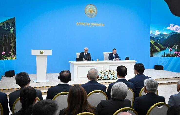 Tokayev Criticizes Slow Pace of Infrastructure Development in Konaev