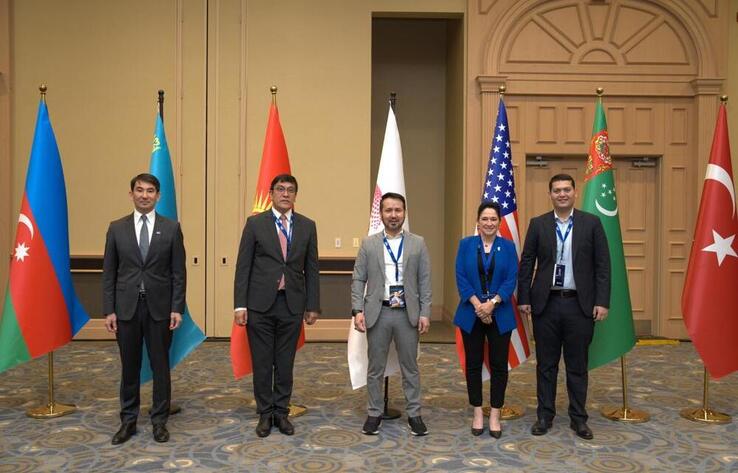 Kazakhstan Strengthens Business Ties with the State of Illinois