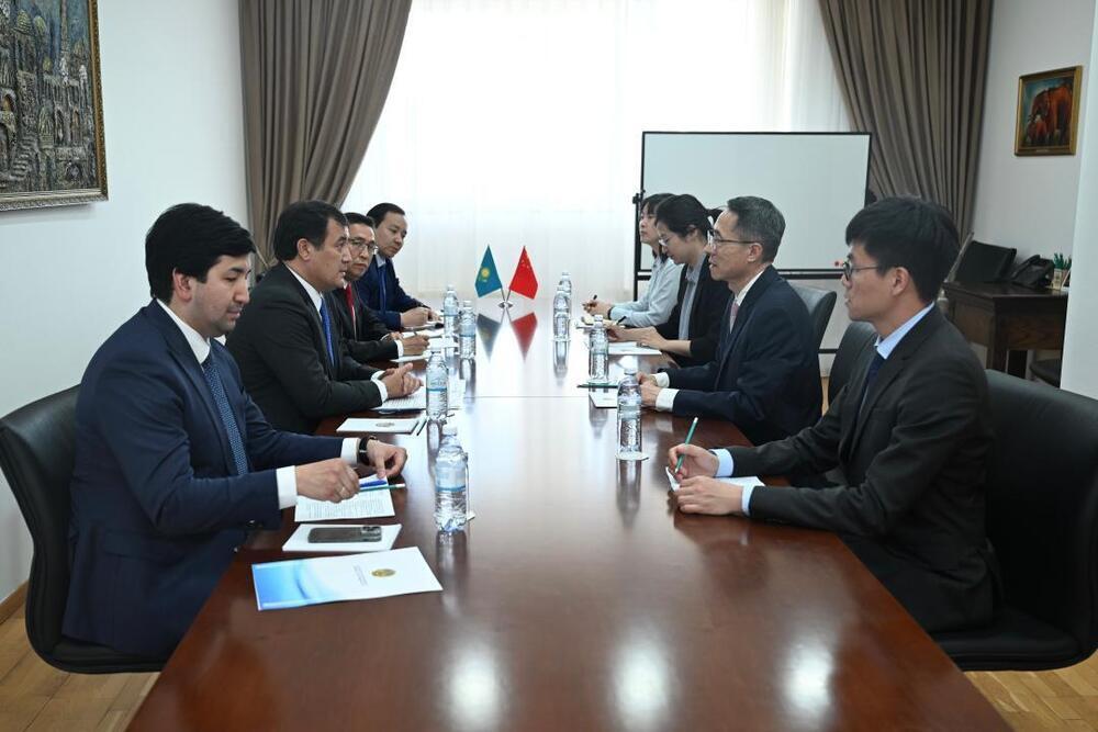 Current Issues of Kazakhstan-China Cooperation Discussed at the Ministry of Foreign Affairs of Kazakhstan