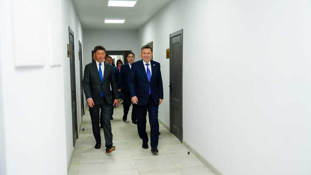 Более 50 лет без ремонта: в ВКО ко Дню эколога обновили лабораторию