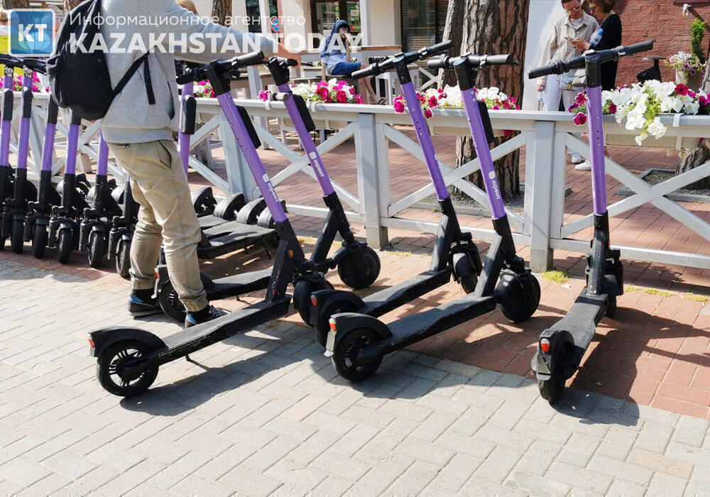 Для управления прокатными электросамокатами в Казахстане пот