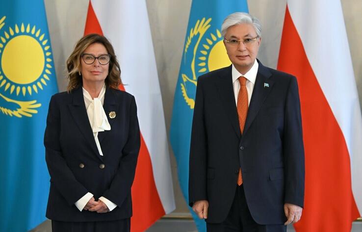 Президент Казахстана принял маршала сената Польши