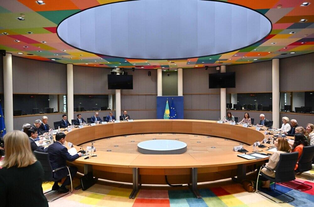 Глава государства провел переговоры с руководством ЕС